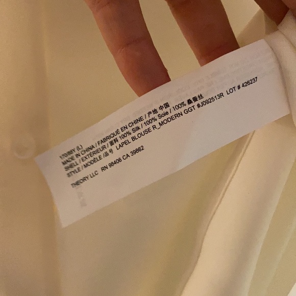 NWT 100% Silk Split Side Blouse - Picture 3 of 4